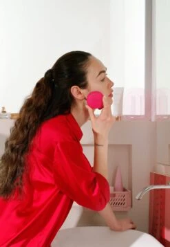 Foreo Luna Play Smart 2 Smart Skin Analysis And Facial CleansingAccessori SkincareRed Uomo Tool E Accessori FOI34G00C-J12 -Vendite KORRES 2a9a8b9f693b4a2a8d1497e528154253