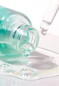 Dermalogica New Age Bright Clearing Serum- Siero - - -Vendite KORRES 374722f37bf9446a885083e124a751d3