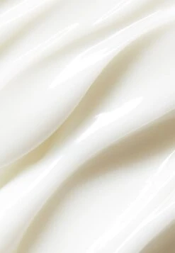 St. Tropez Gradual Tan Classic Daily Firming LotionAutoabbronzanteLight/Medium Uomo Protezione Solare SQ034G002-A11 -Vendite KORRES 46c116d6e136498f8e3e97853b6acfcc