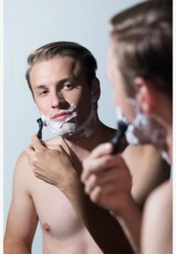 Boldking The KitRegular SkinRasoiBlack Uomo Tool E Accessori BJT32G008-Q11 -Vendite KORRES 74bbb014b6624d5bbe2e4d457fb05229