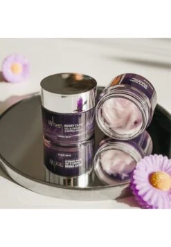 When Berry Dual Gel & Cream Sleeping MaskMaschera Viso- Uomo Cura Del Viso WHR34G004-S11 -Vendite KORRES 75e993931fff493bbff4722b6edd2354