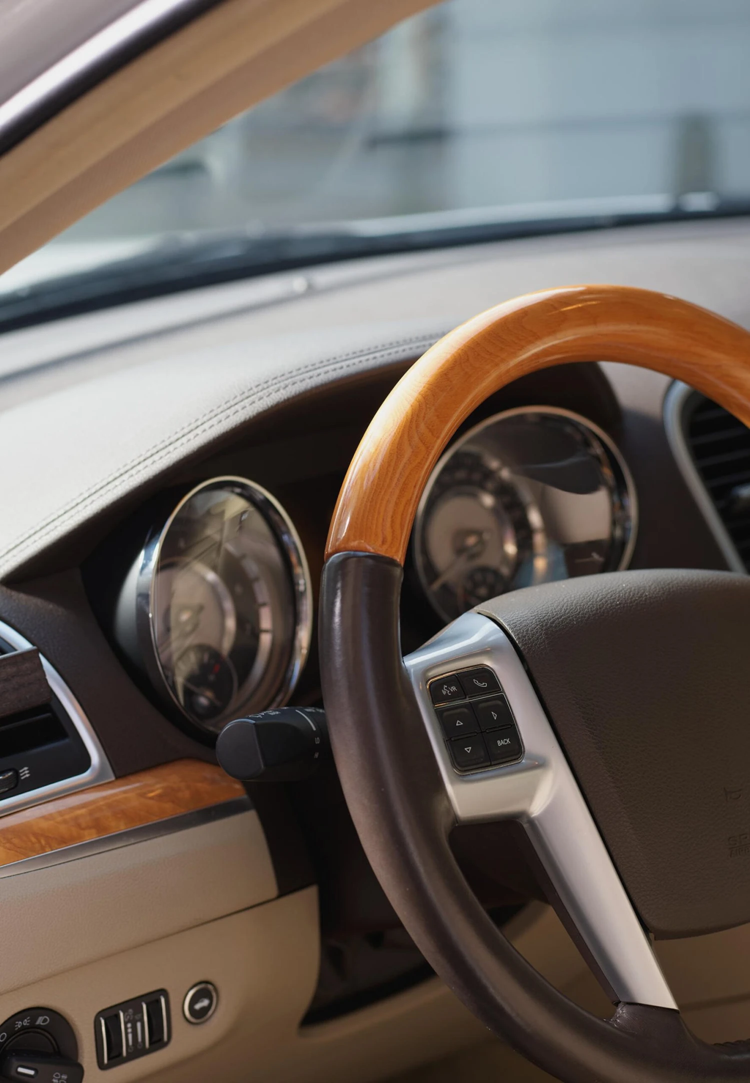 Rituals Suede Vanilla Car Perfume Private CollectionProfumo Per Ambienti- Uomo Fragranze RIG34I02K-S11 7 Rituals Suede Vanilla Car Perfume Private CollectionProfumo Per Ambienti- Uomo Fragranze RIG34I02K-S11 - immagine 5