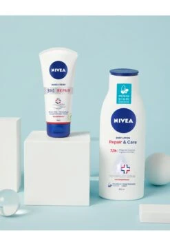 NIVEA Body Repair & Care Body LotionIdratante- Uomo Trattamenti Corpo NIP31G03J-S11 -Vendite KORRES 8f539bbecac6481d98fce4f62030e813