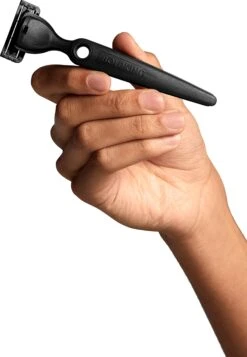 Boldking The Razor Extra Sensitive SkinRasoiWhite Uomo Tool E Accessori BJT32J00B-A11 -Vendite KORRES b3b9a400f2c44c5ba8af97bebc149762