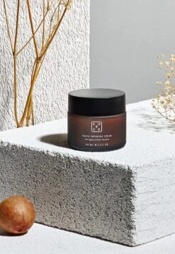 Prima pagina -Vendite KORRES d0097888e8cb47c59d1ace56da885b3d