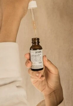 Cbd Face Elixier 002 - Siero - - -Vendite KORRES d5a1d2f583eb4d608f499cf33fdda9d1