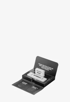 Boldking The KitRegular SkinRasoiBlack Uomo Tool E Accessori BJT32G008-Q11 -Vendite KORRES df1c74936b5e47598247d13cbfb5eb98