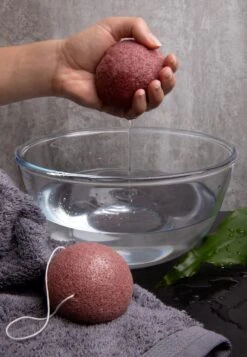 Konjac Sponge Set Red ClayAccessori Skincare- Uomo Tool E Accessori LUI34J001-S11 -Vendite KORRES f5bd9462e6404e2ea72462e4e07e5e09